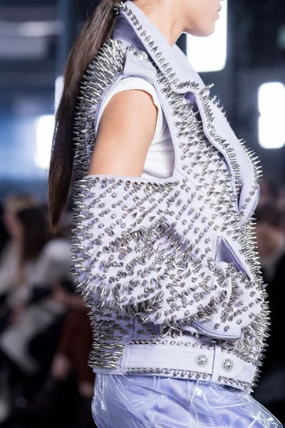 Look 137